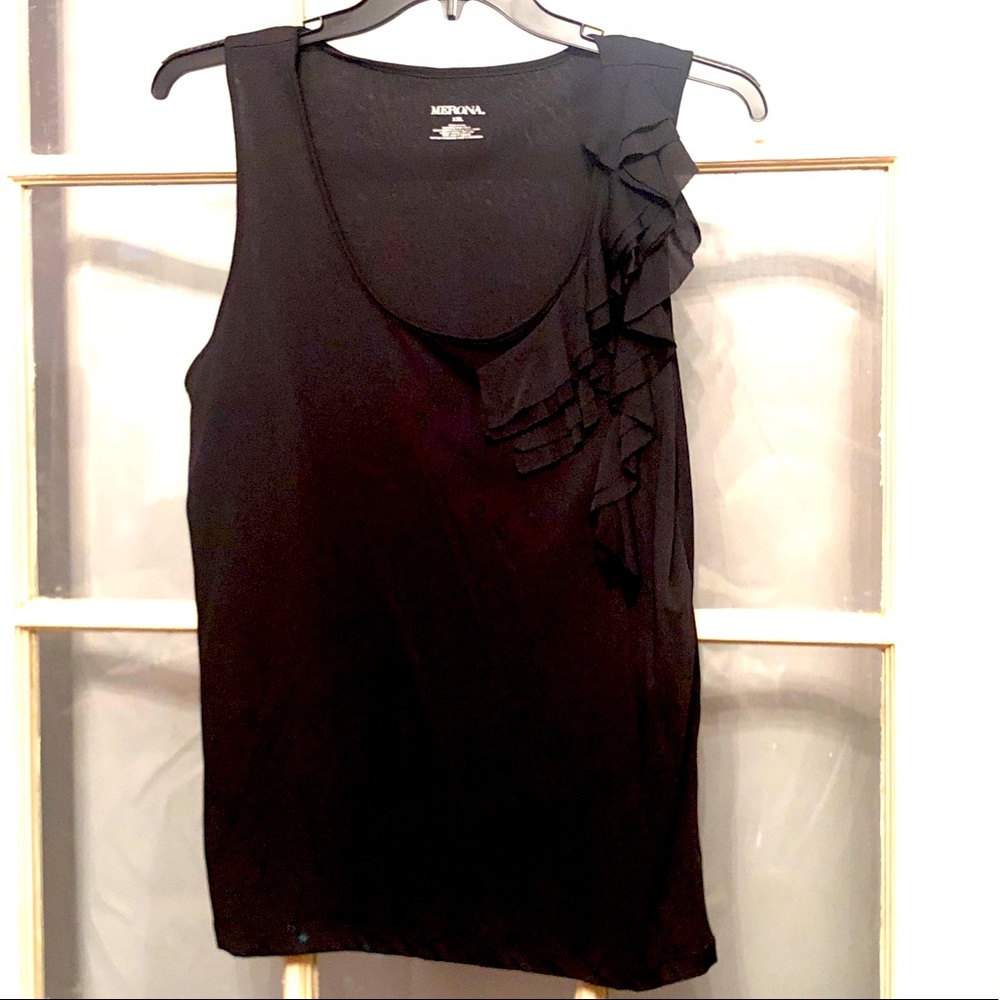 Merona tank with ruffles XXL